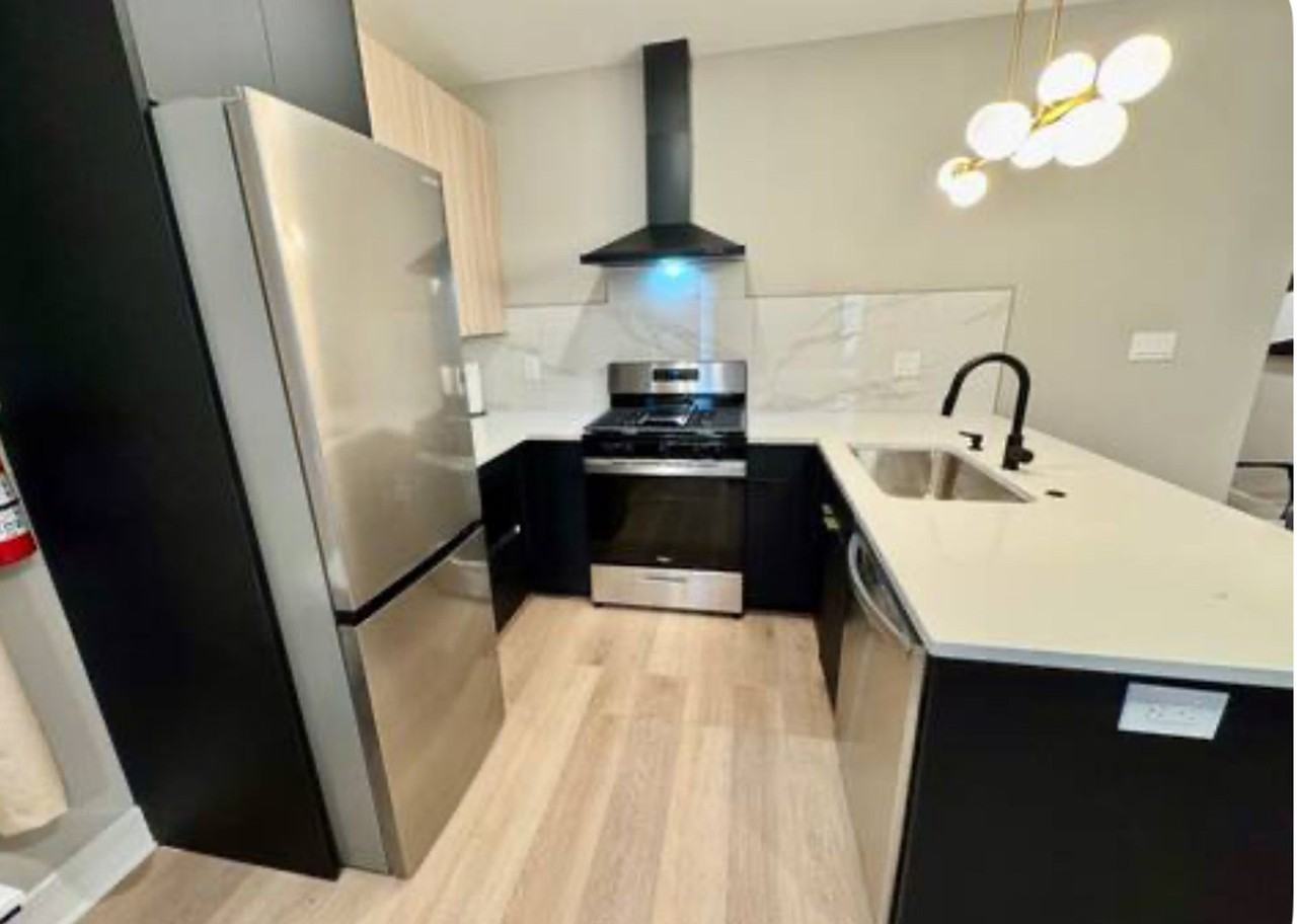 Lincoln Place Realty LLC - Photo 6 of 44