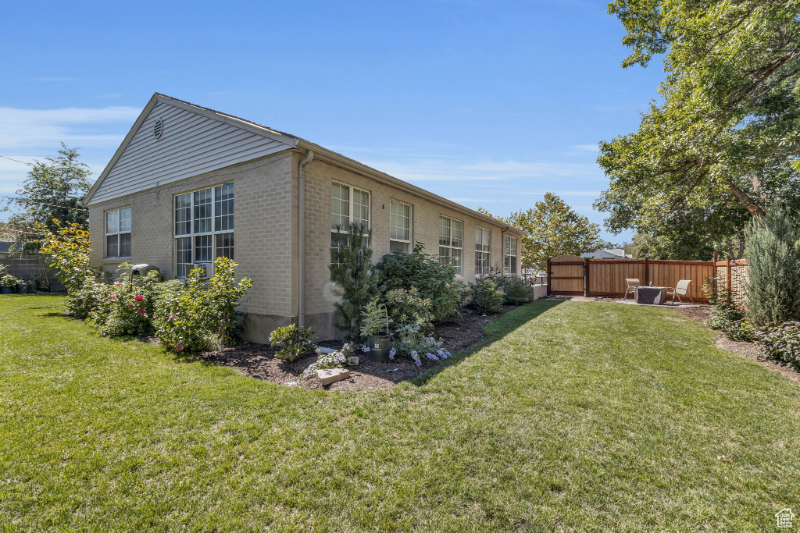 676 Nw - Photo 5 of 26