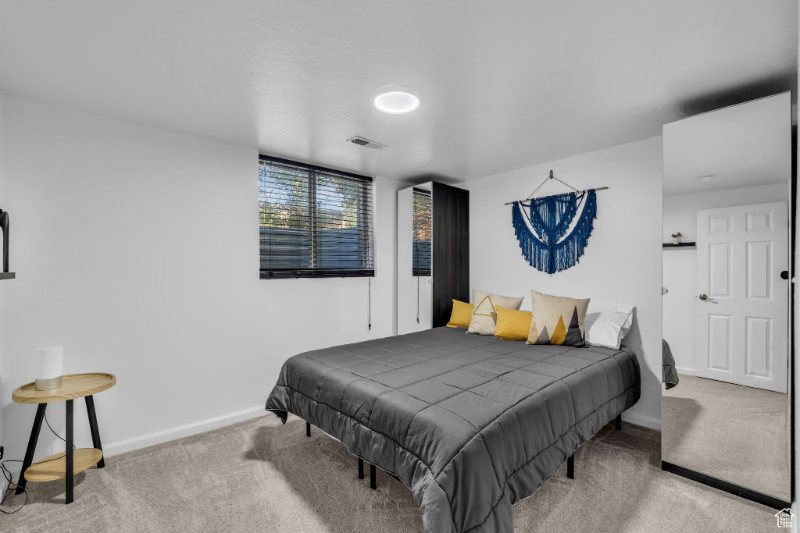 676 Nw - Photo 4 of 20