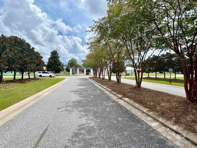 8092 Carmel Circle - Photo 3 of 19