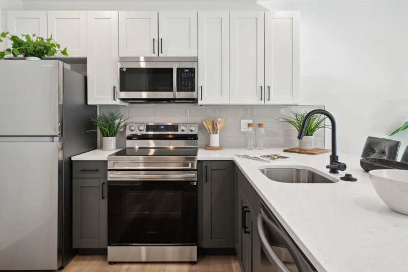 1901 North Hope Street #1 - Photo 2 of 20