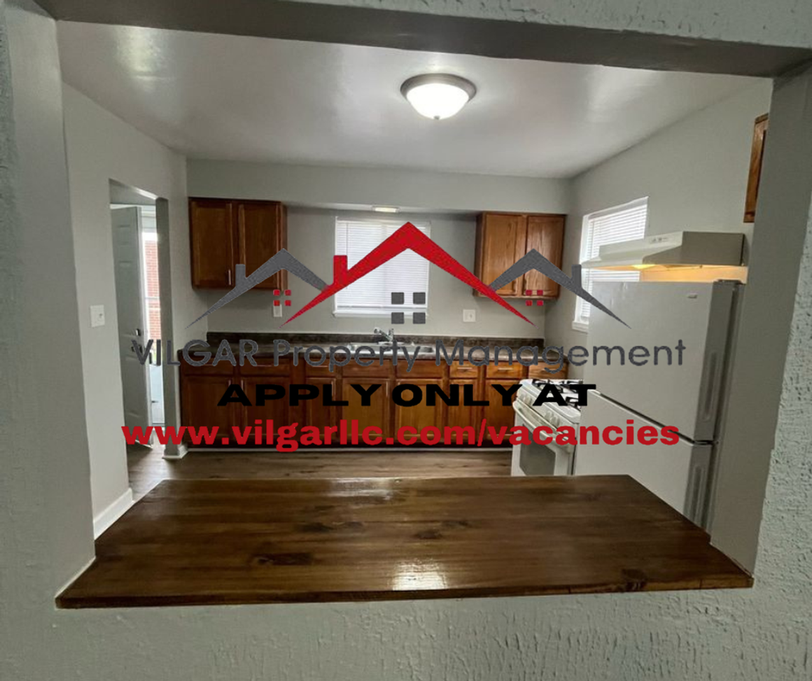 1088 Stevenson St - Photo 3 of 21