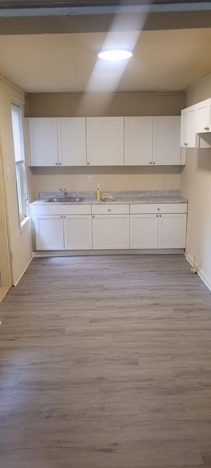 459 Walnut St - Photo 2 of 10