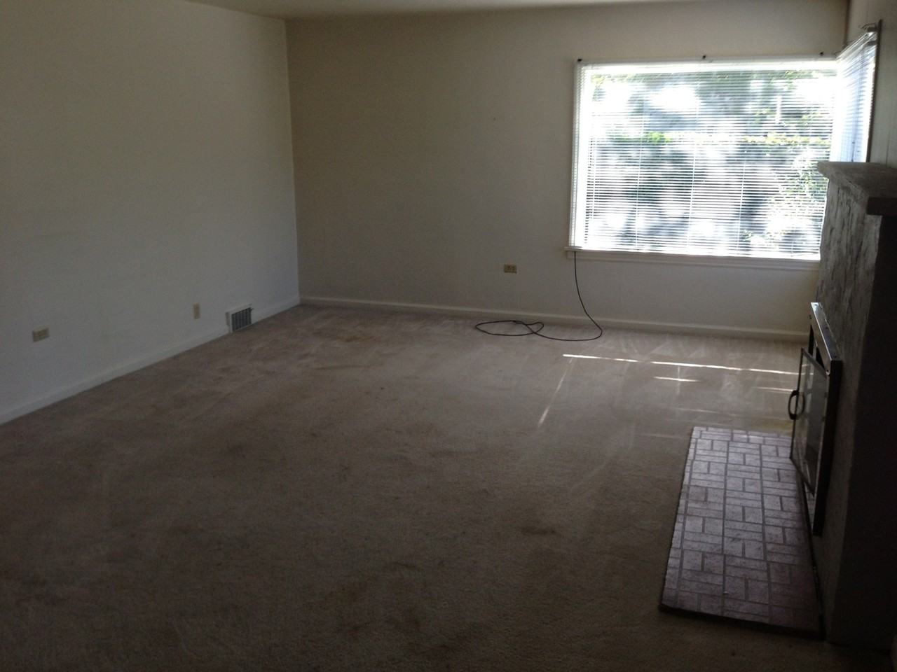 605 N 125th St - Photo 3 of 12