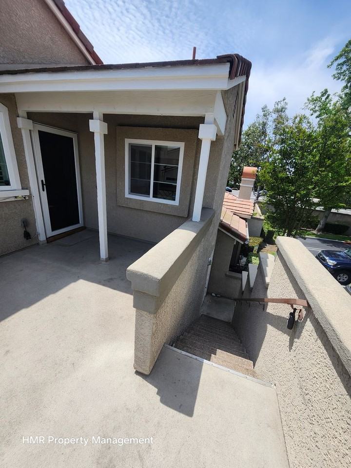 7691 Haven Ave - Photo 4 of 40