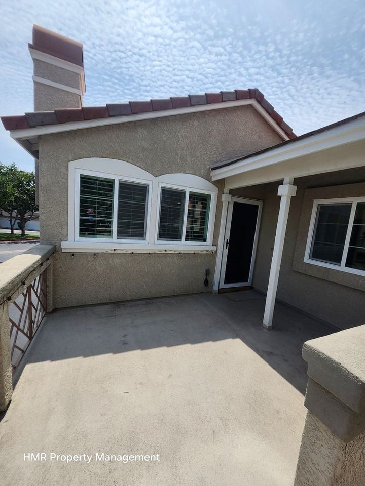 7691 Haven Ave - Photo 5 of 40