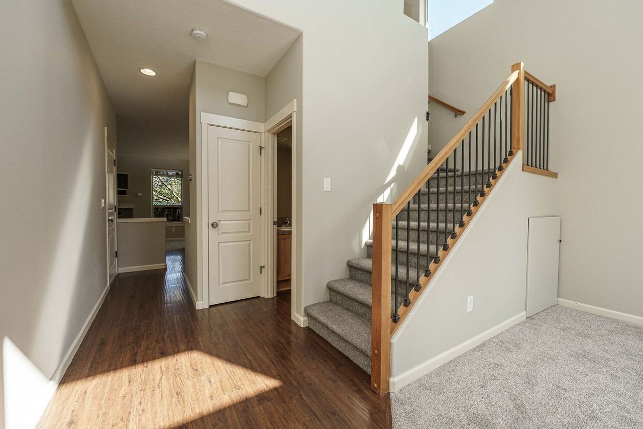 10419 Ne 21st Ct - Photo 3 of 46