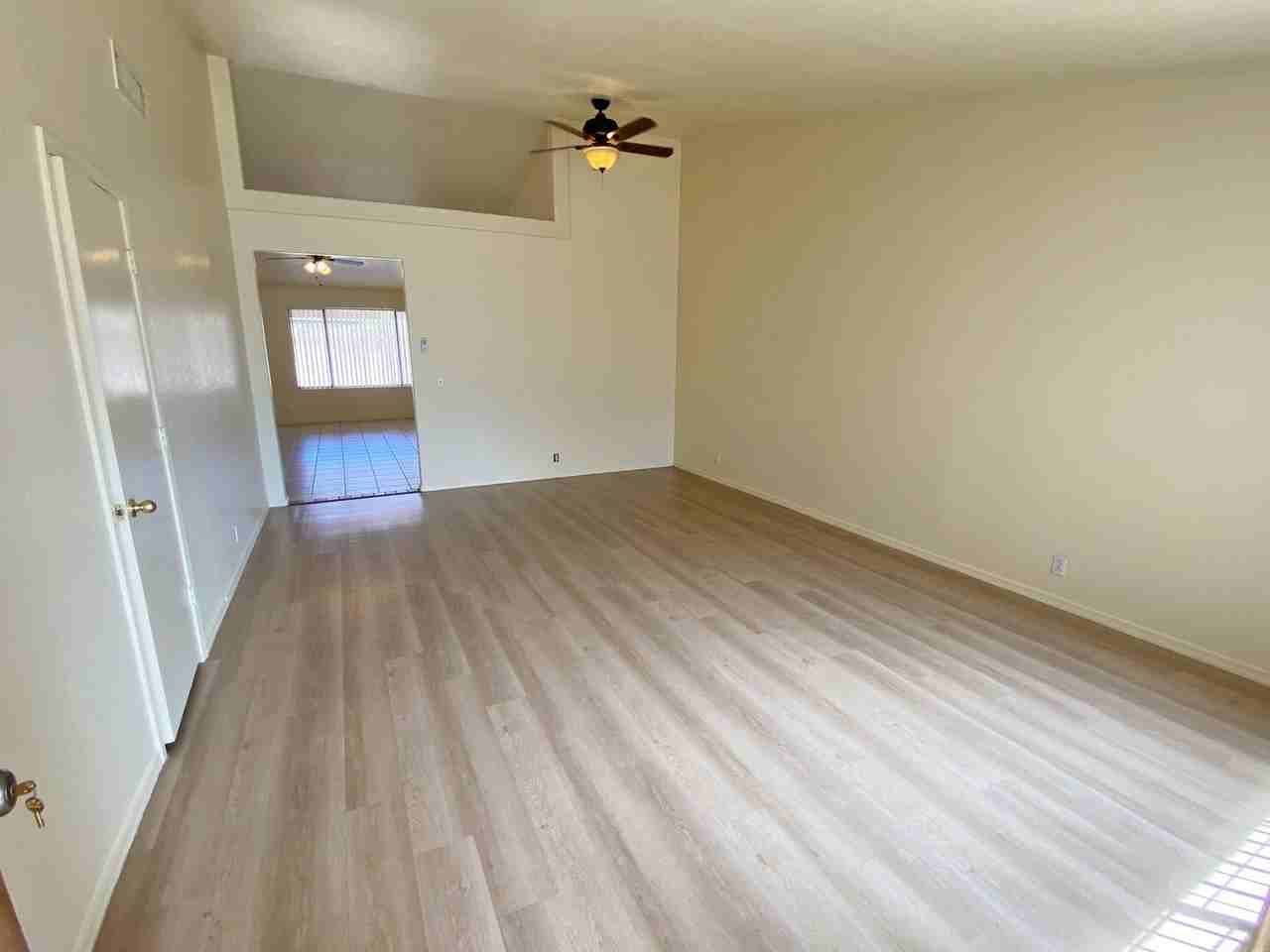 10302 W Orange Dr - Photo 2 of 30