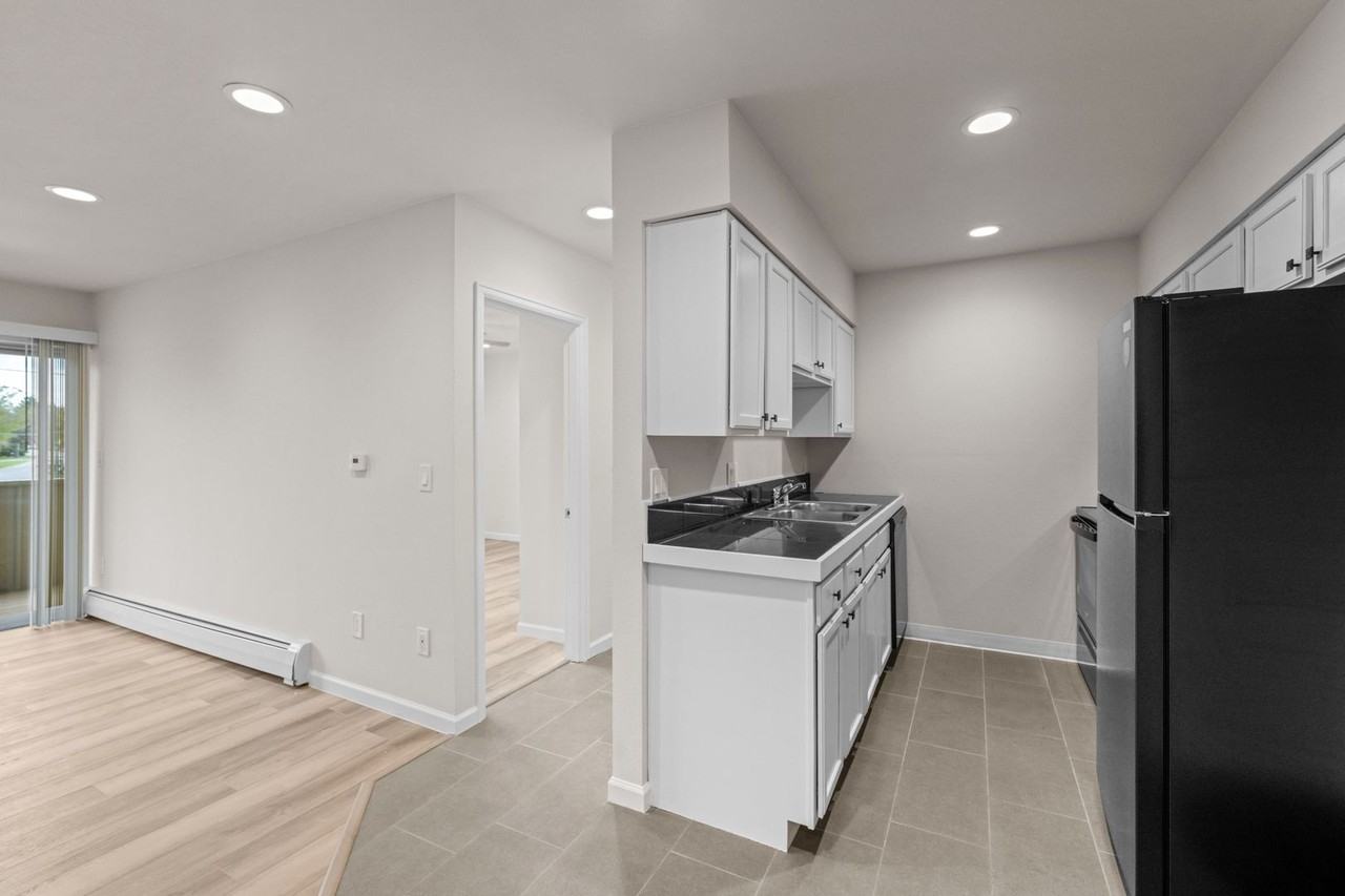 4110 Hale Pkwy #2B - Photo 2 of 24