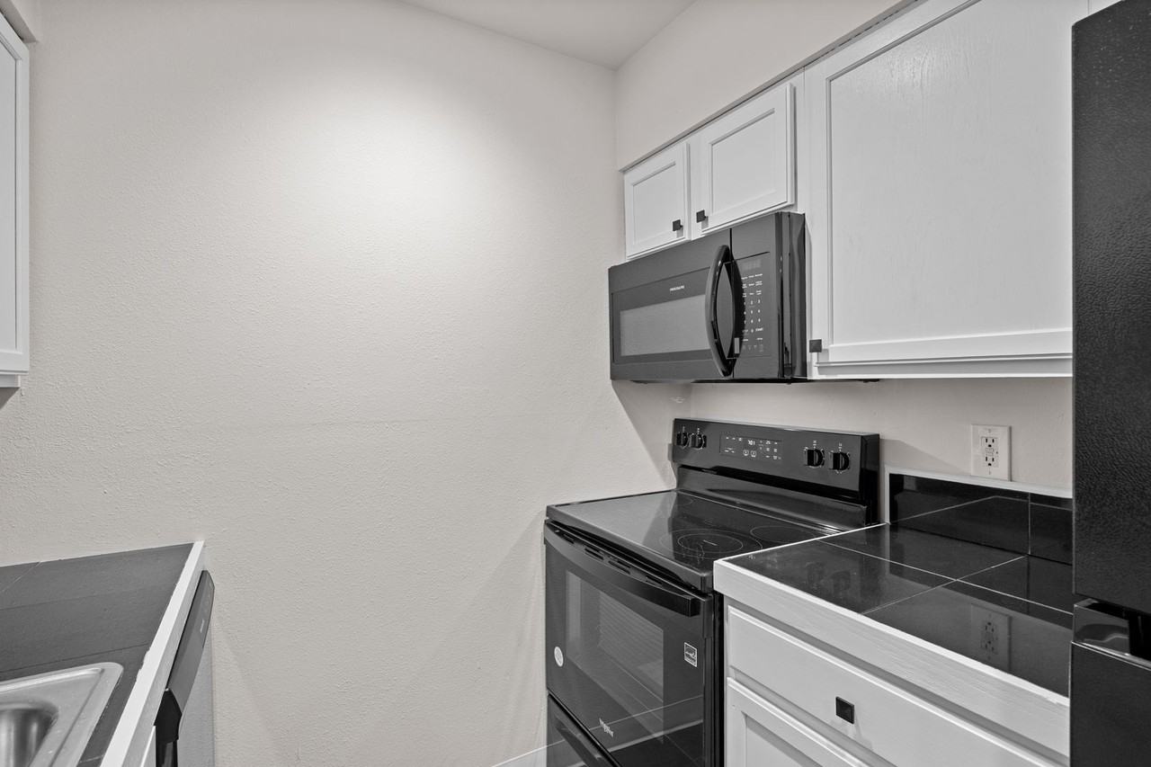 4110 Hale Pkwy #2B - Photo 6 of 24