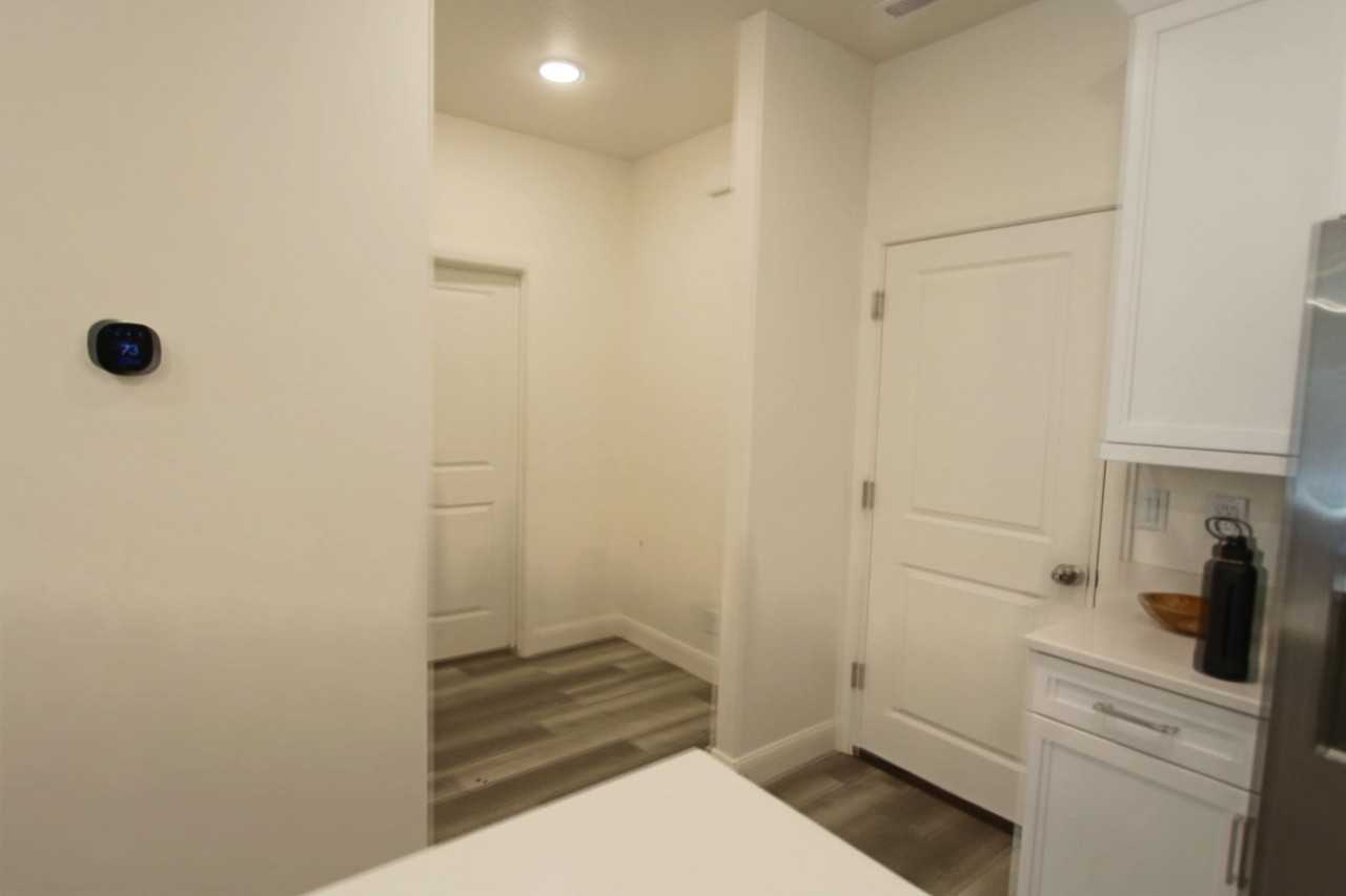 648 W Fire Sky Dr - Photo 6 of 23