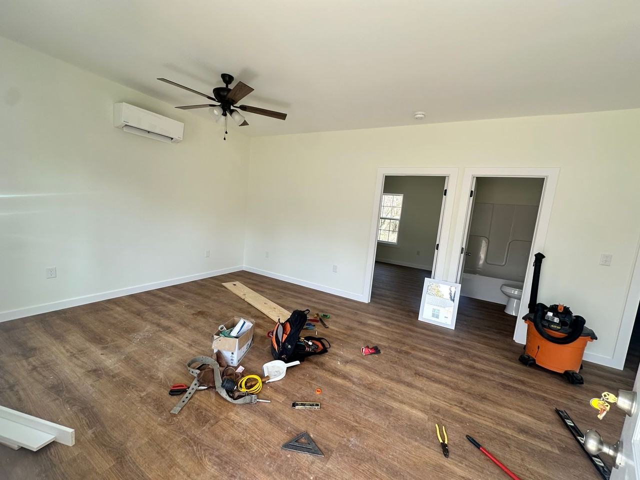 713 Pine St - Photo 3 of 9