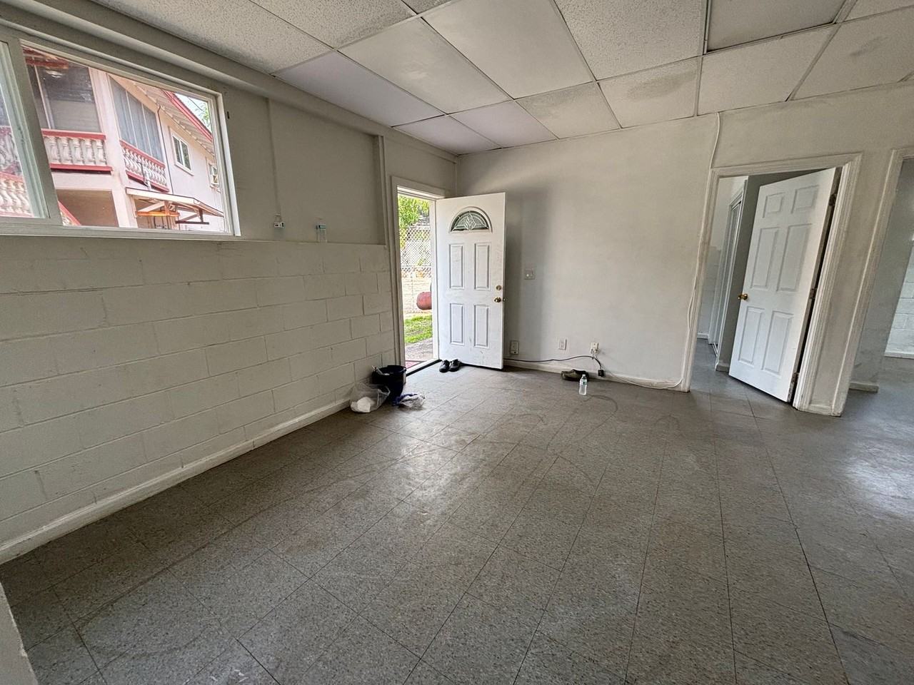 1415 Kokea St - Photo 2 of 8