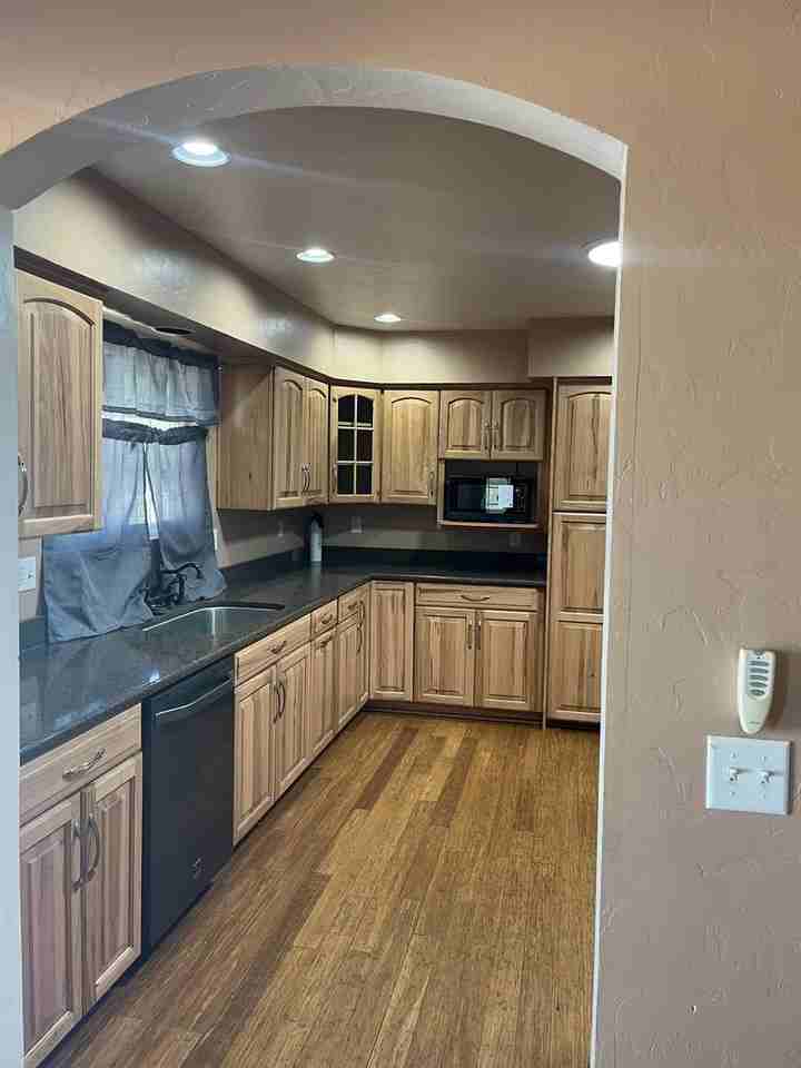 626 S Huachuca St - Photo 5 of 25