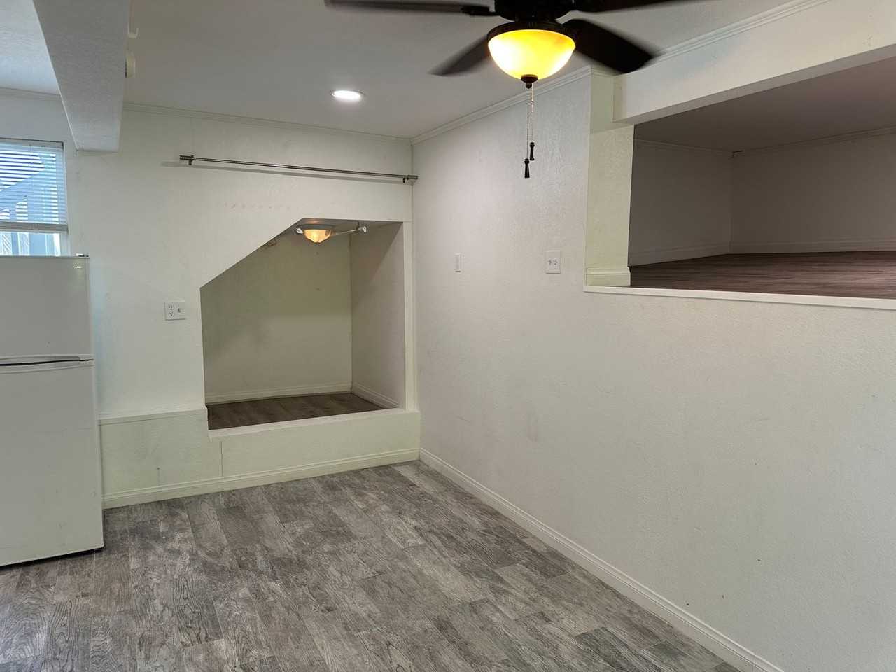 2258 Palolo Ave - Photo 3 of 6