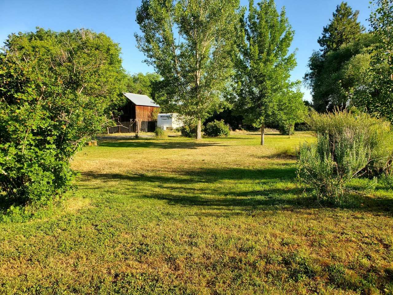 1380 S Main St - Photo 2 of 16