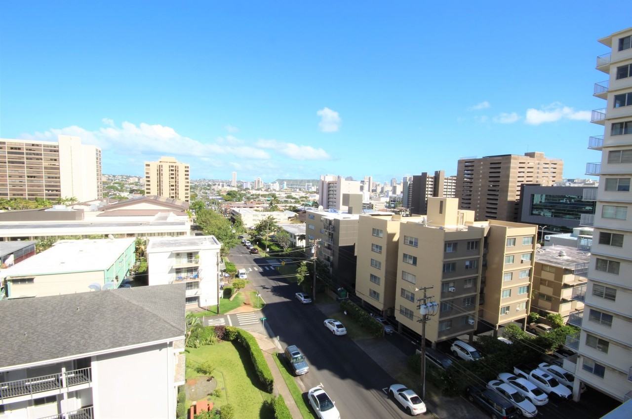 1624 Dole St #804 - Photo 3 of 14