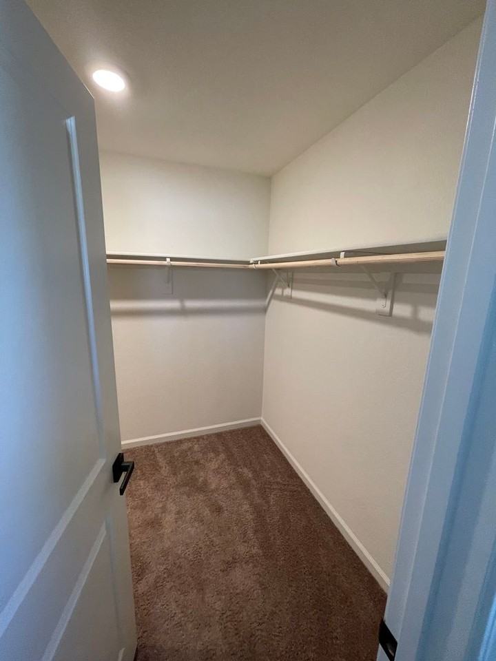 3818 Berrybridge St - Photo 7 of 21