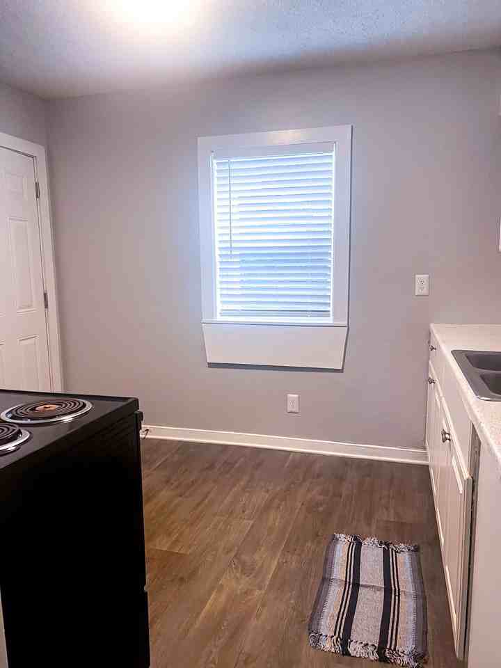 Ridgeside Flats - Photo 2 of 12