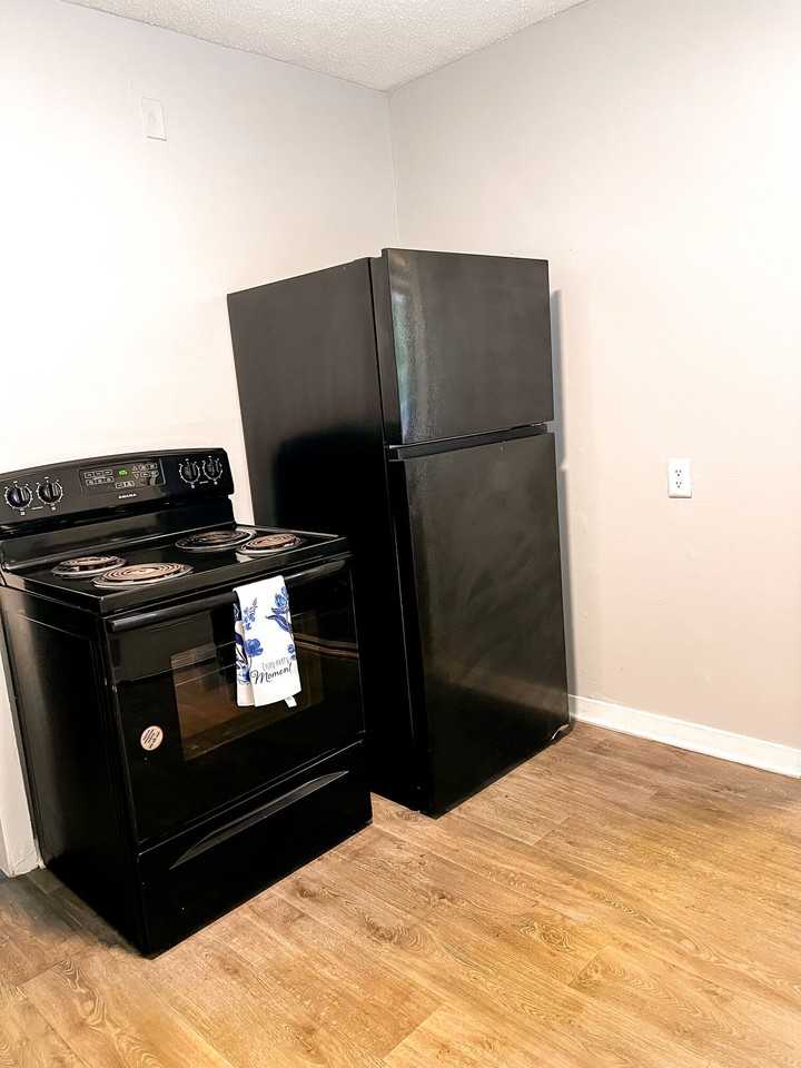 Ridgeside Flats - Photo 4 of 12