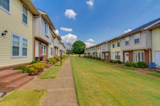 Woodland Manor Condominiums - Photo 1 of 1