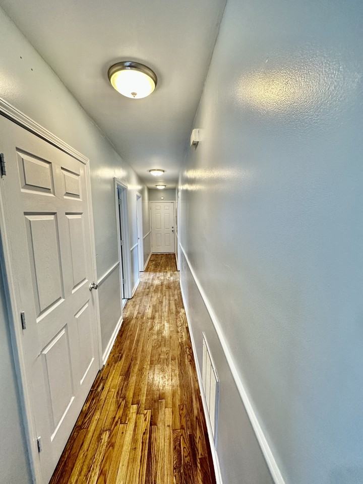 5518 South Wells Street - Photo 5 of 17