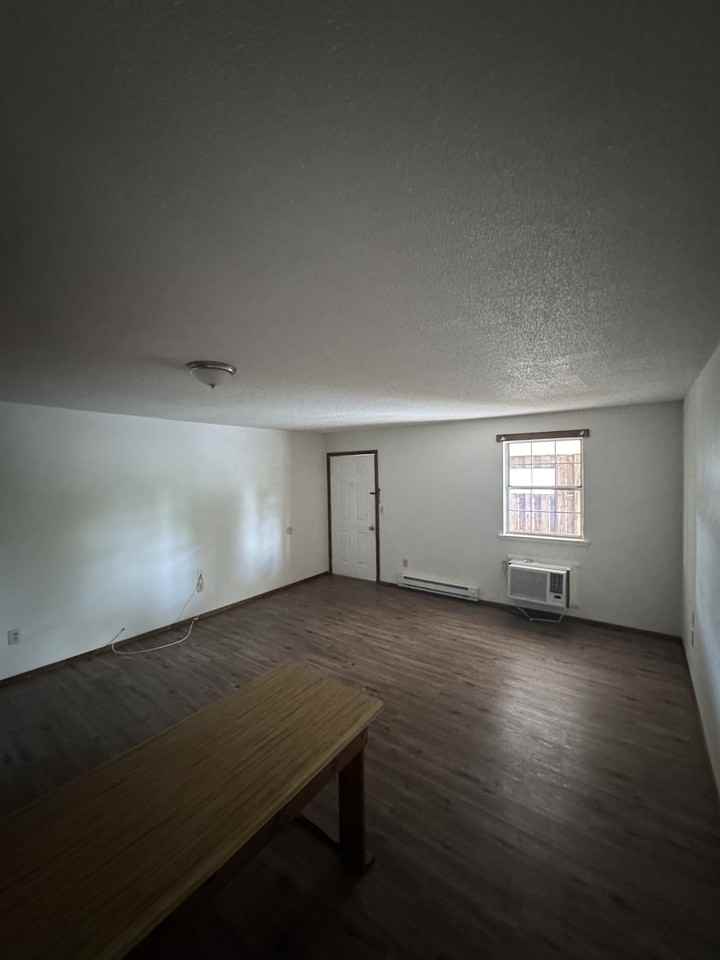 309 E 4th Ave 10  Galaxy - Photo 3 of 7