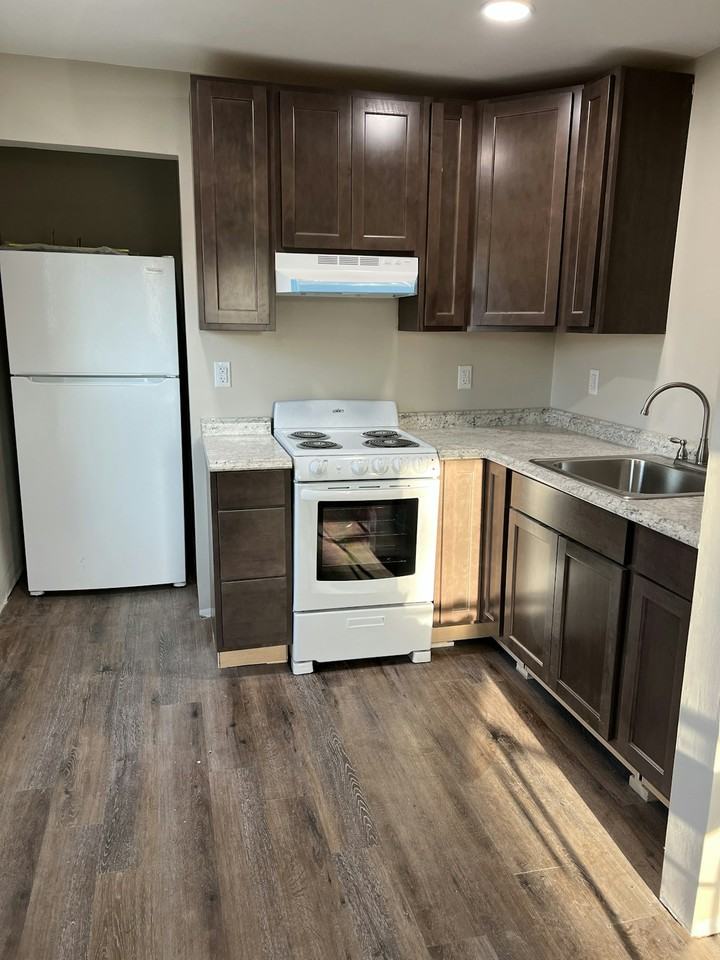 119 East Elm Street, Unit 3 - Photo 2 of 6