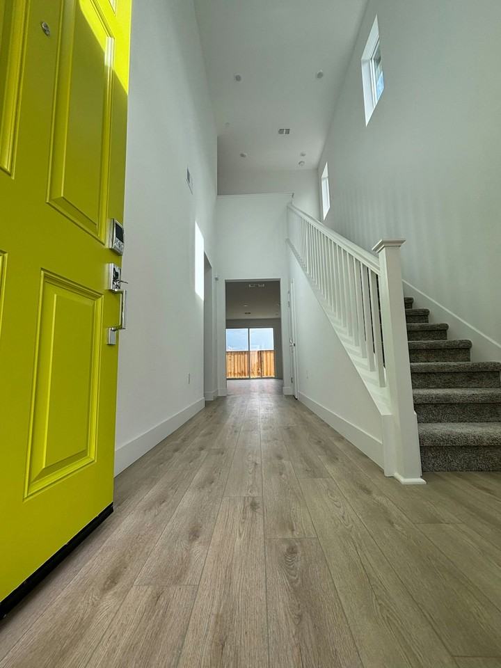 344 North Geyserville Way - Photo 6 of 11