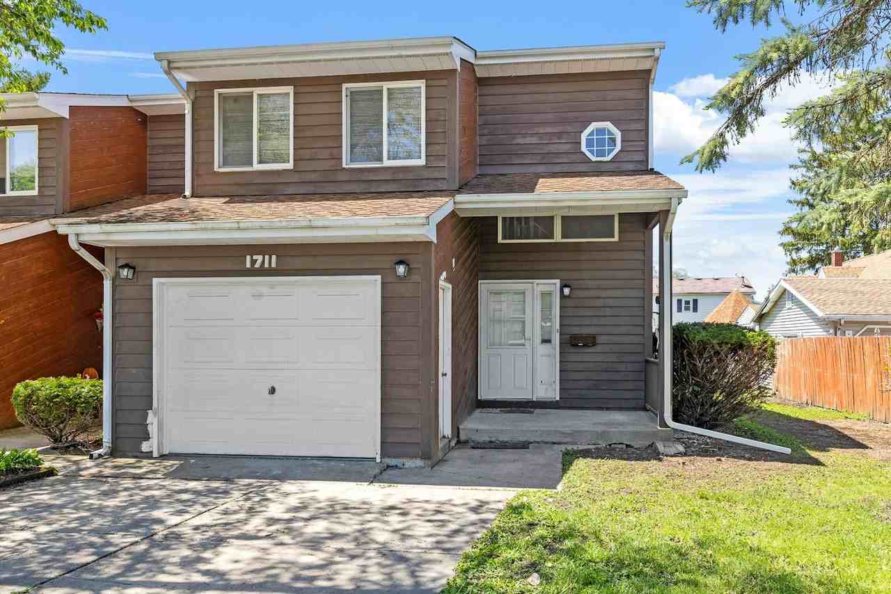 1711 South Madison Street - Photo 2 of 14