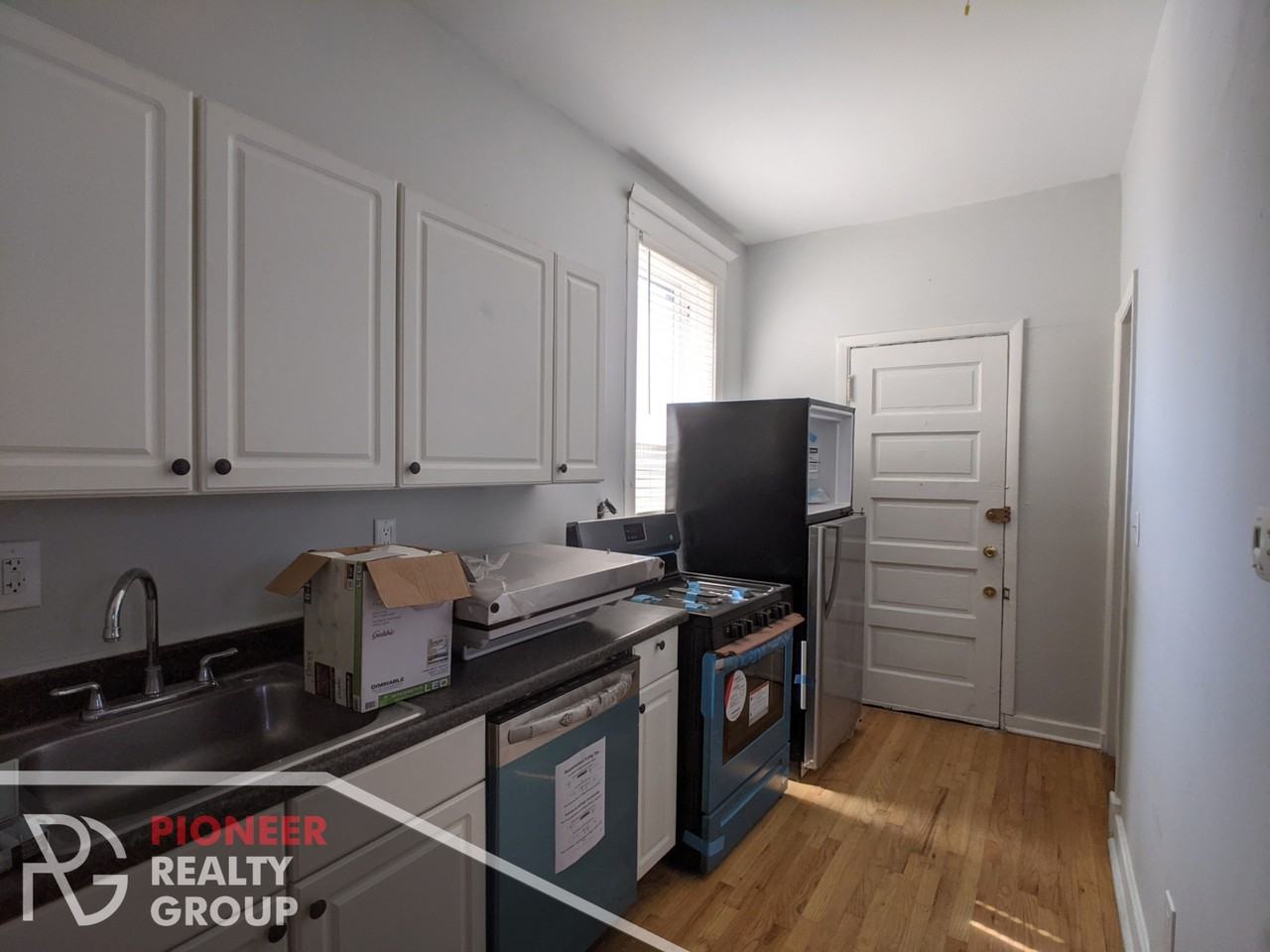 3544 N. Halsted - Photo 2 of 38