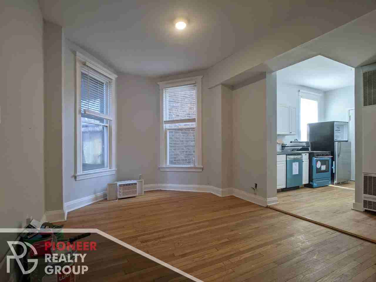 3544 N. Halsted - Photo 4 of 38