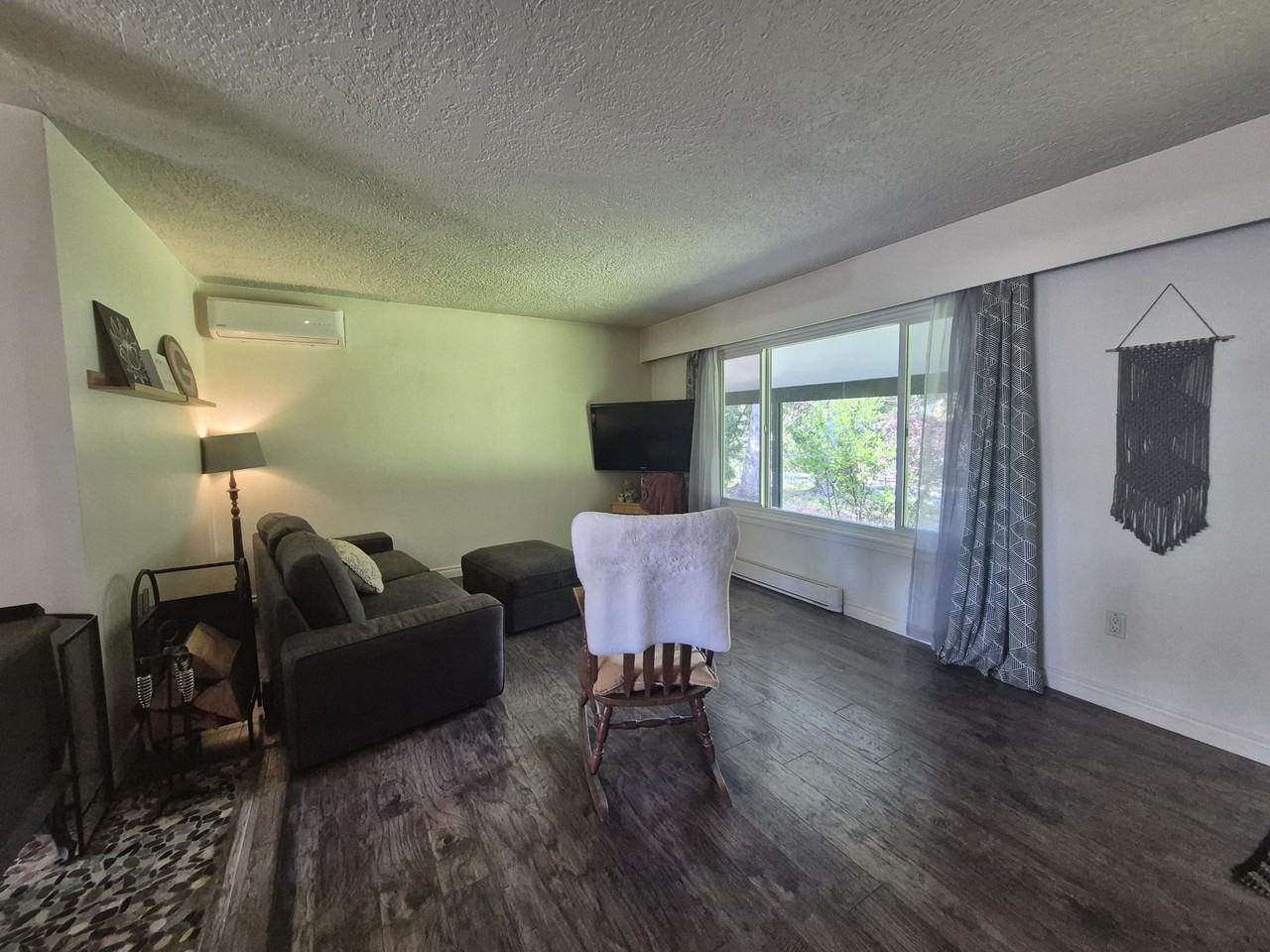 6797 Quartz Dr #1 - Photo 3 of 19