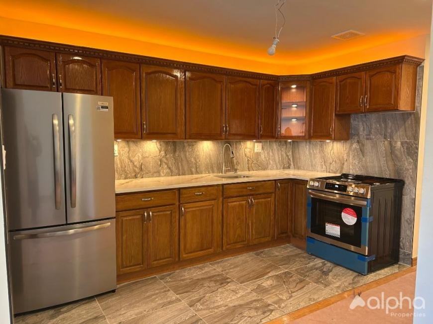 316 E 164th St - Photo 2 of 7