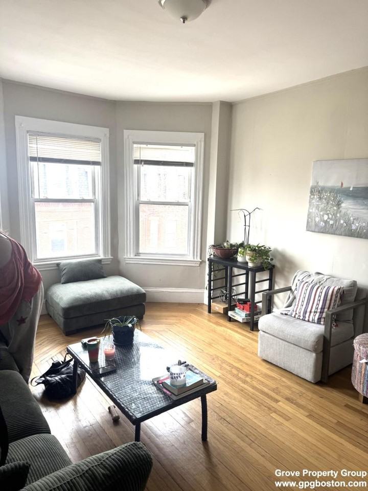 67 G Street - Photo 4 of 8