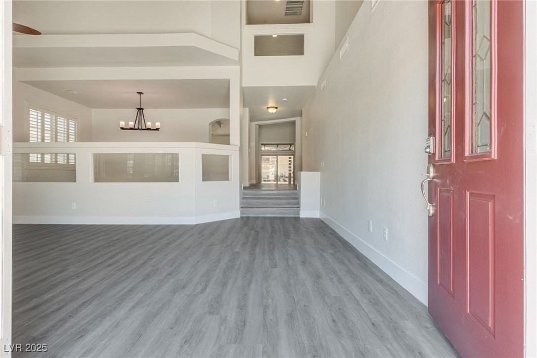 3913 Diamond Ridge St - Photo 4 of 46