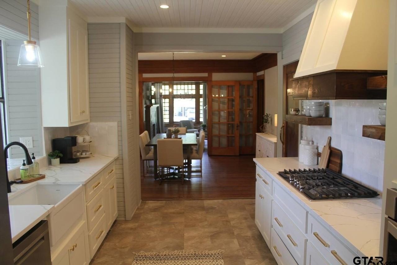 720 Connally St - Photo 3 of 18