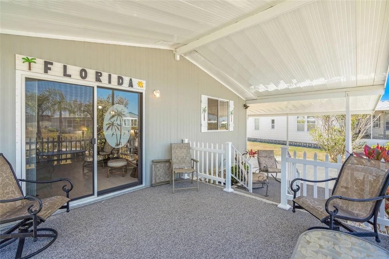 925 Iglesia Dr - Photo 3 of 25