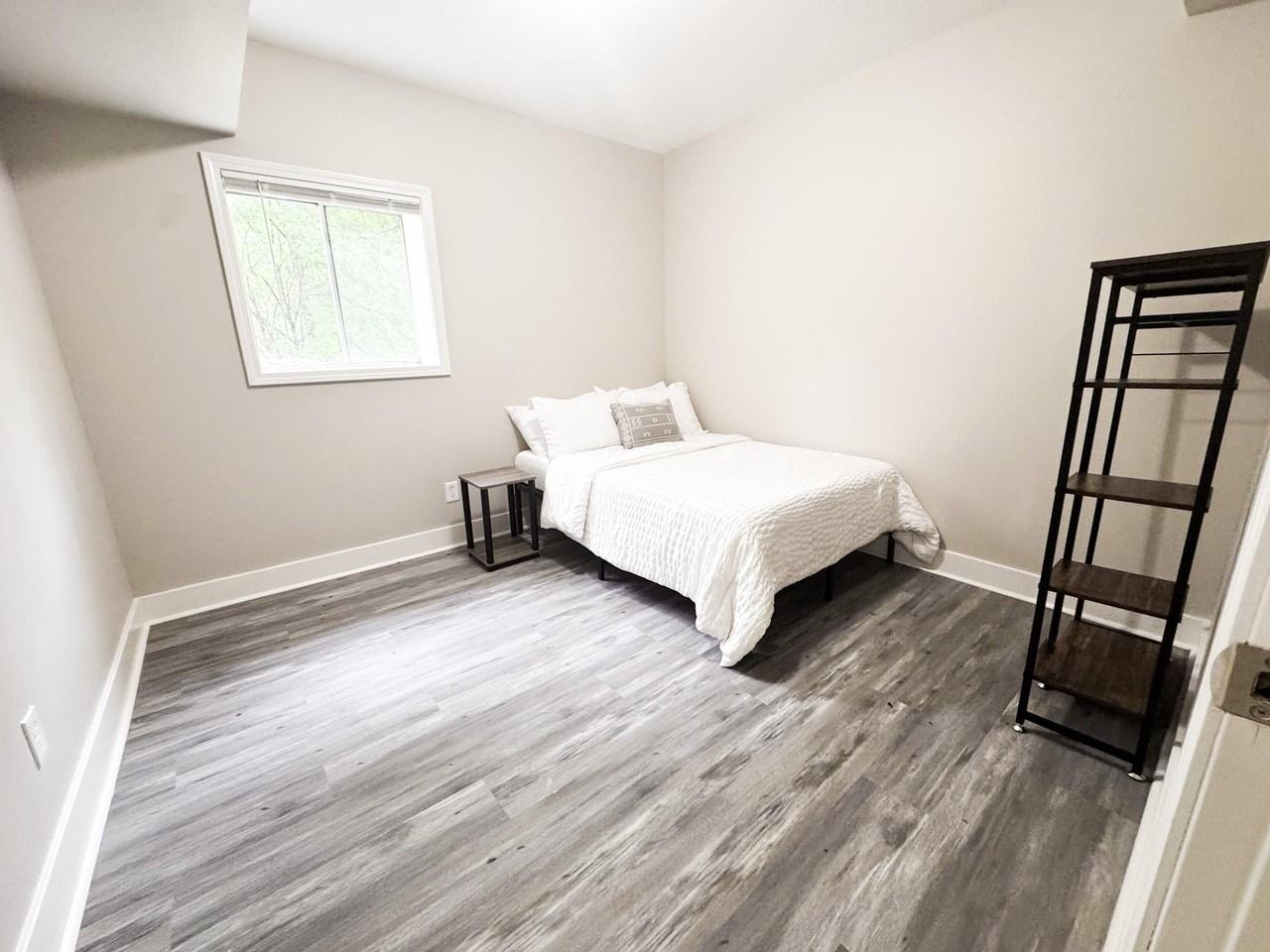 Homewood Dr - Photo 4 of 10