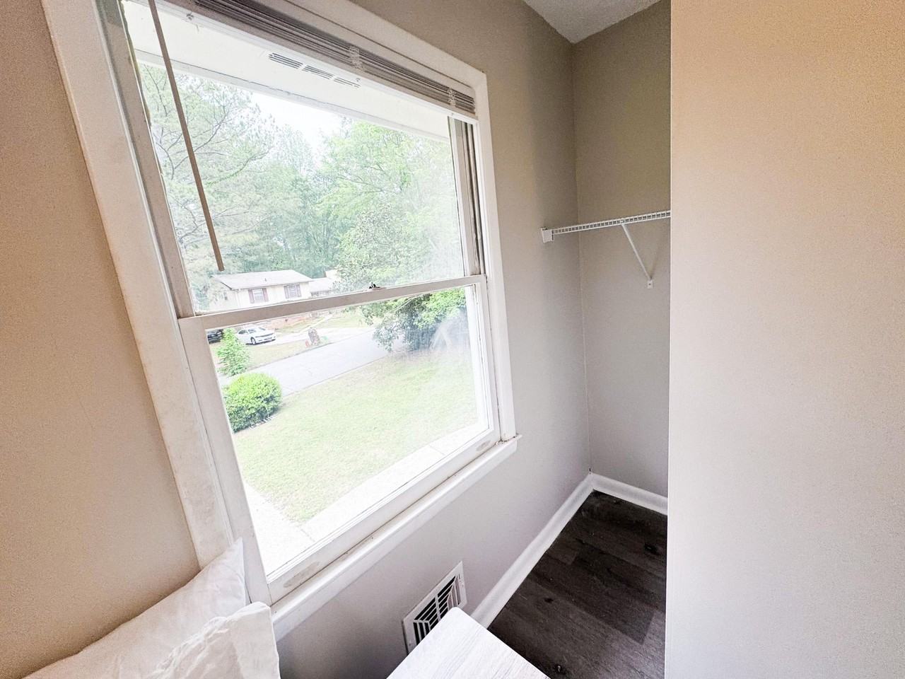 Homewood Dr - Photo 7 of 7