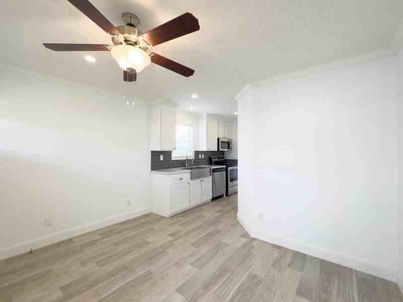 5 Albert St #53 - Photo 3 of 17