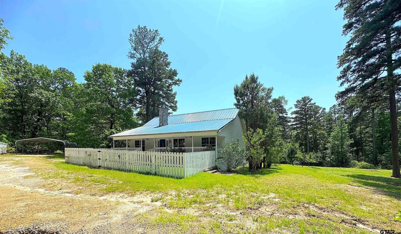 645 County Road 3999 - Photo 2 of 23