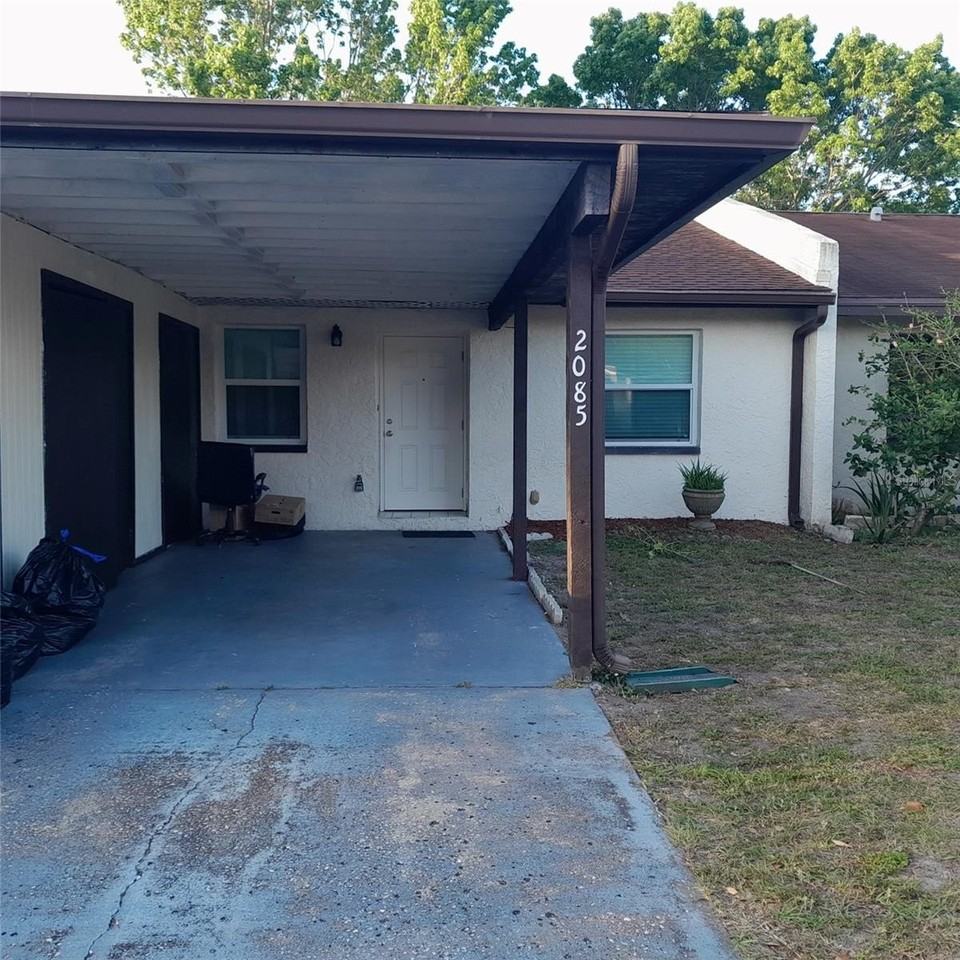 2085 Sunset Grove Ln - Photo 2 of 16