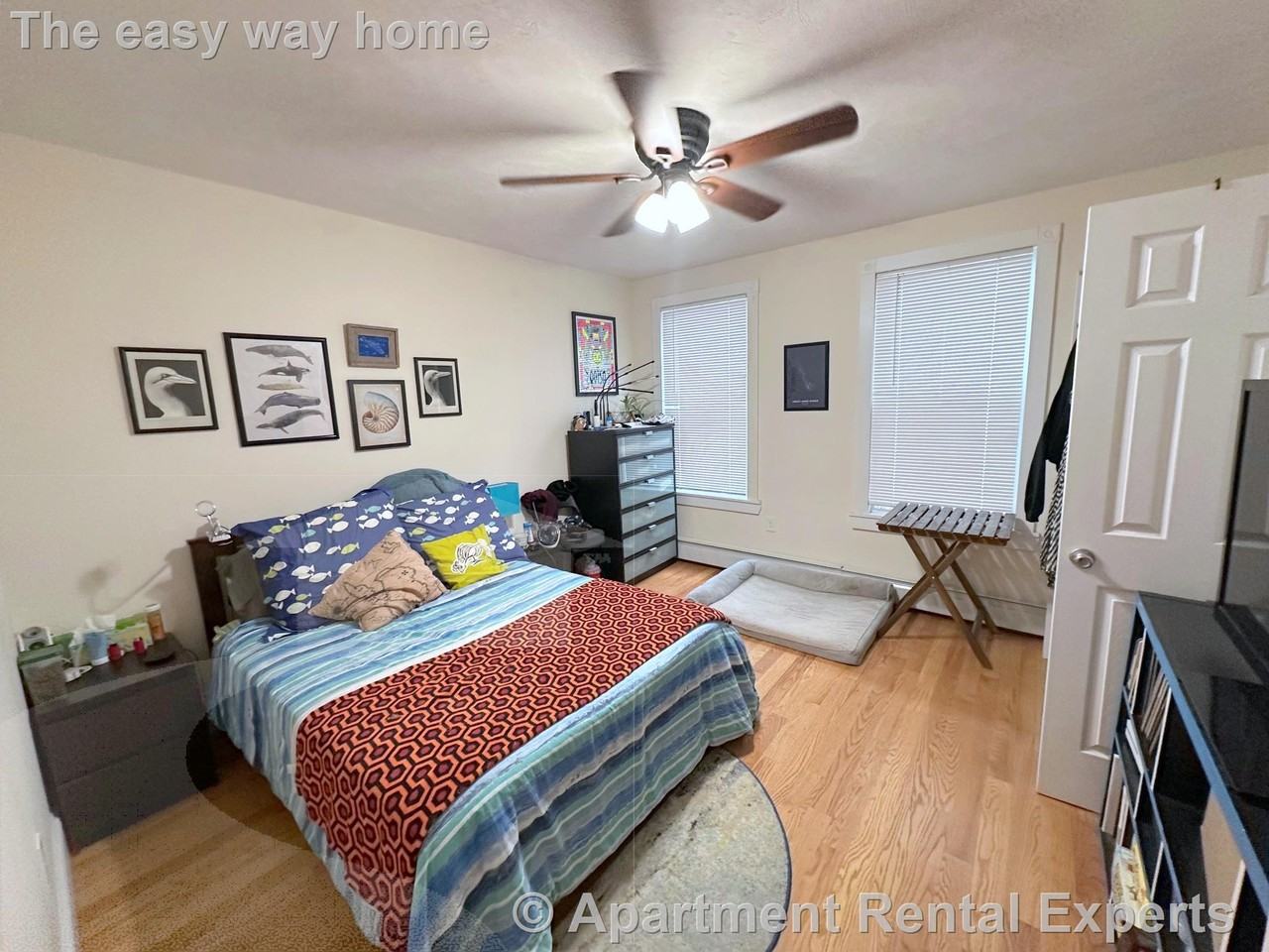 387 Columbia St - Photo 4 of 20