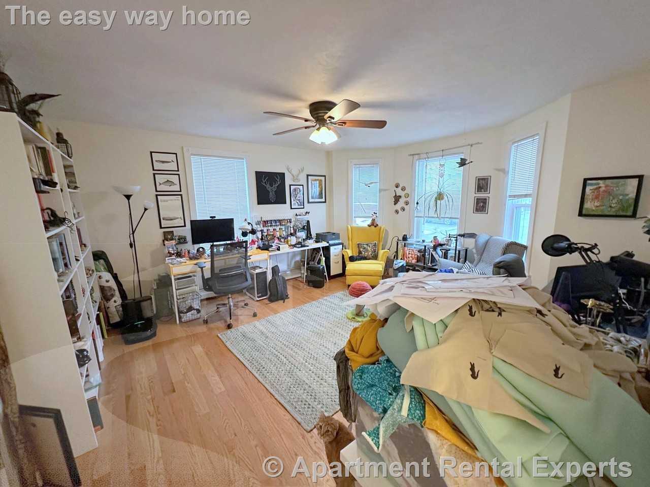 387 Columbia St - Photo 5 of 20