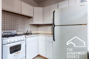 711 W Belmont Ave #311 - Photo 1 of 1