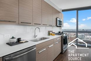 727 W Madison St - Photo 1 of 1