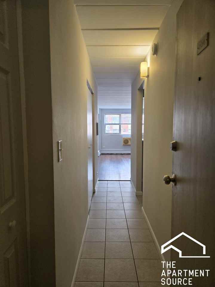 6821 N Sheridan Rd #204 - Photo 7 of 14
