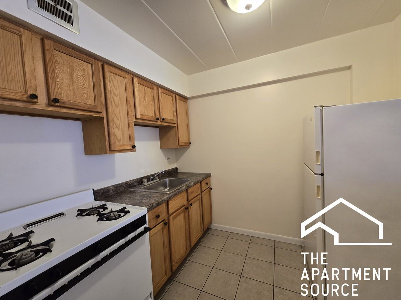 6821 N Sheridan Rd #305 - Photo 5 of 15