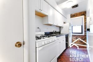 featured image of 1255 W Belden Ave #01B